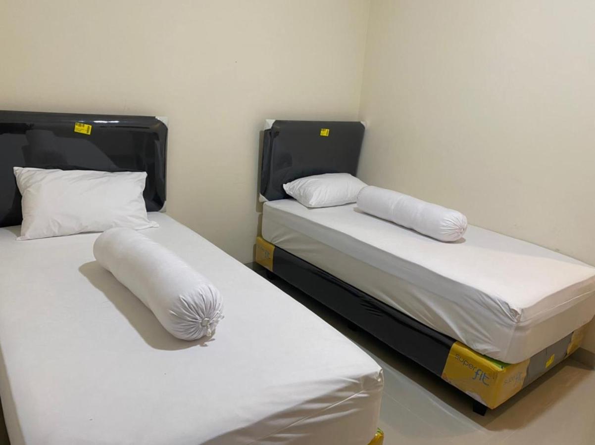 Mapala Guest House Makassar Redpartner エクステリア 写真